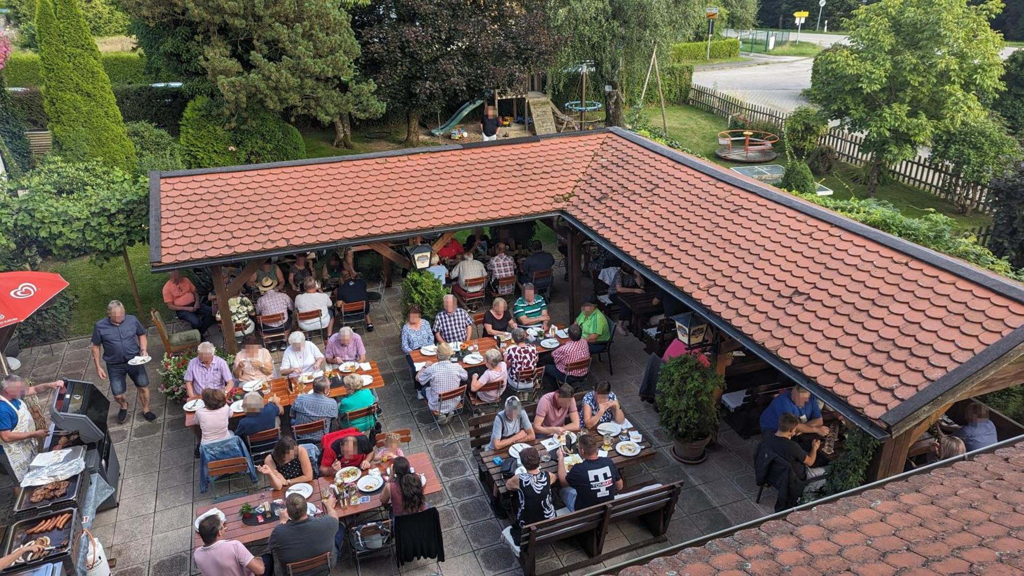 Cafe Zum Toni Hotel Thyrnau Exterior photo